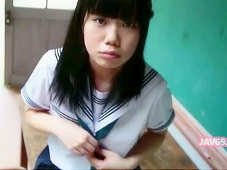 WATCH THIS HOT ASS-TWISTING JAPANESE PORN VIDEO!