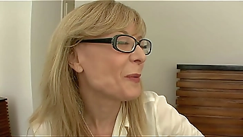 Mature step mom seduces a young boy - (Nina Hartley)
